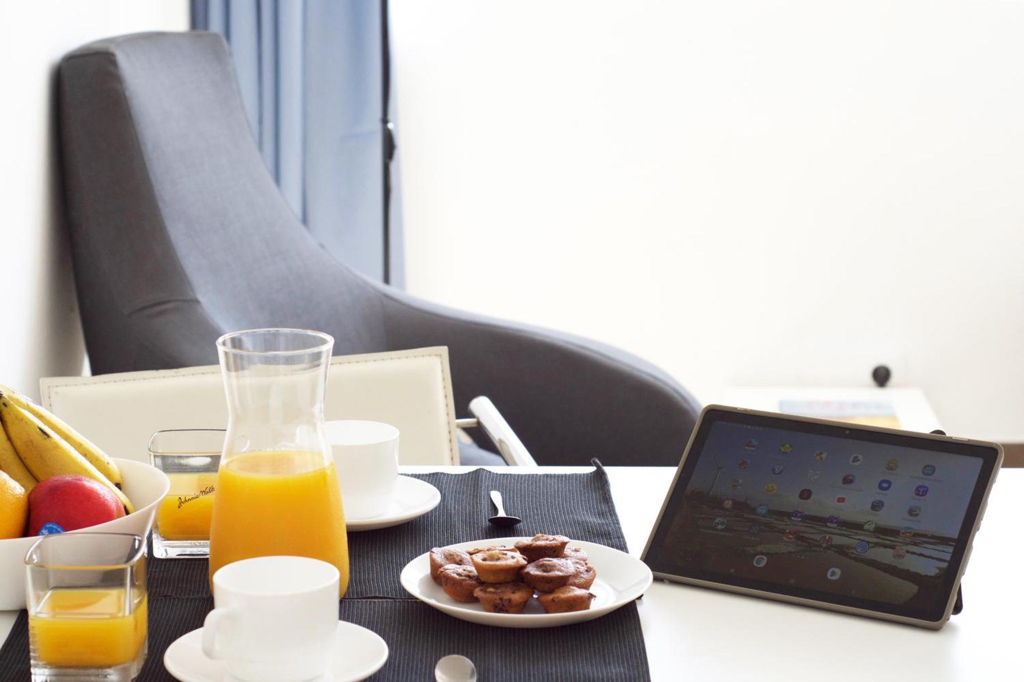 Apartamentos A 10 Minutos Del Aeropuerto Carrizal Eksteriør bilde